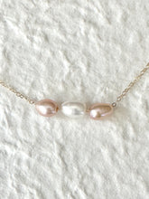 Tri-Color Pearl Choker Necklace