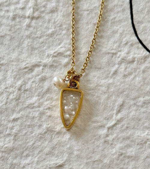 Arrowhead Crushed Pearl Necklace