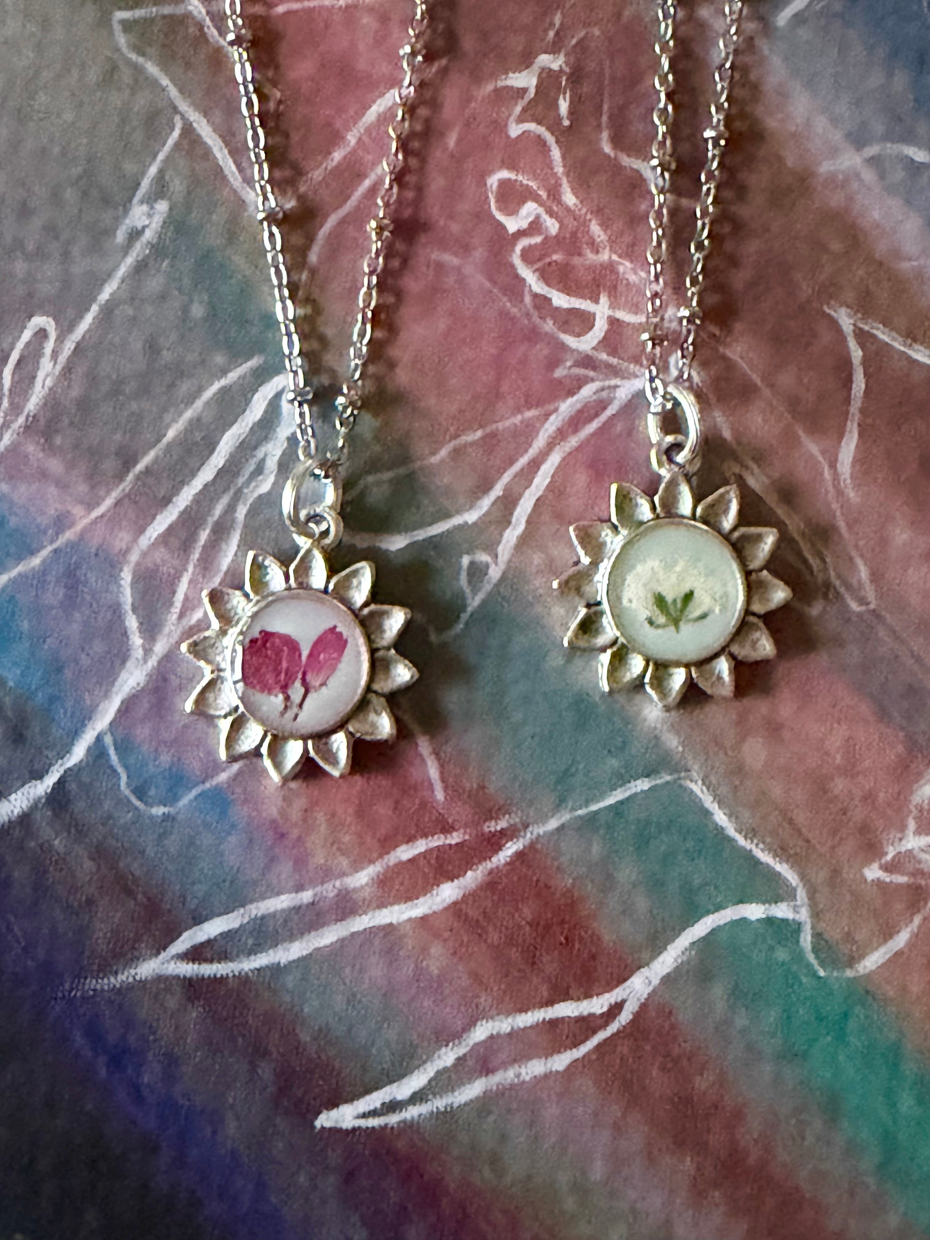 Floral Sunflower Necklace