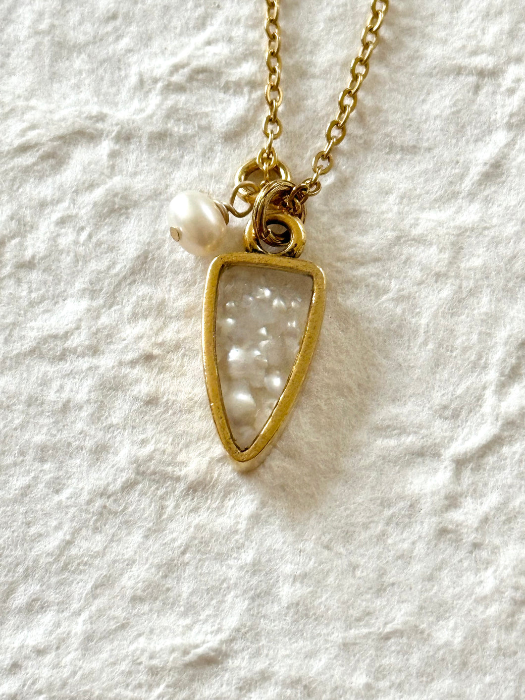 Arrowhead Crushed Pearl Necklace
