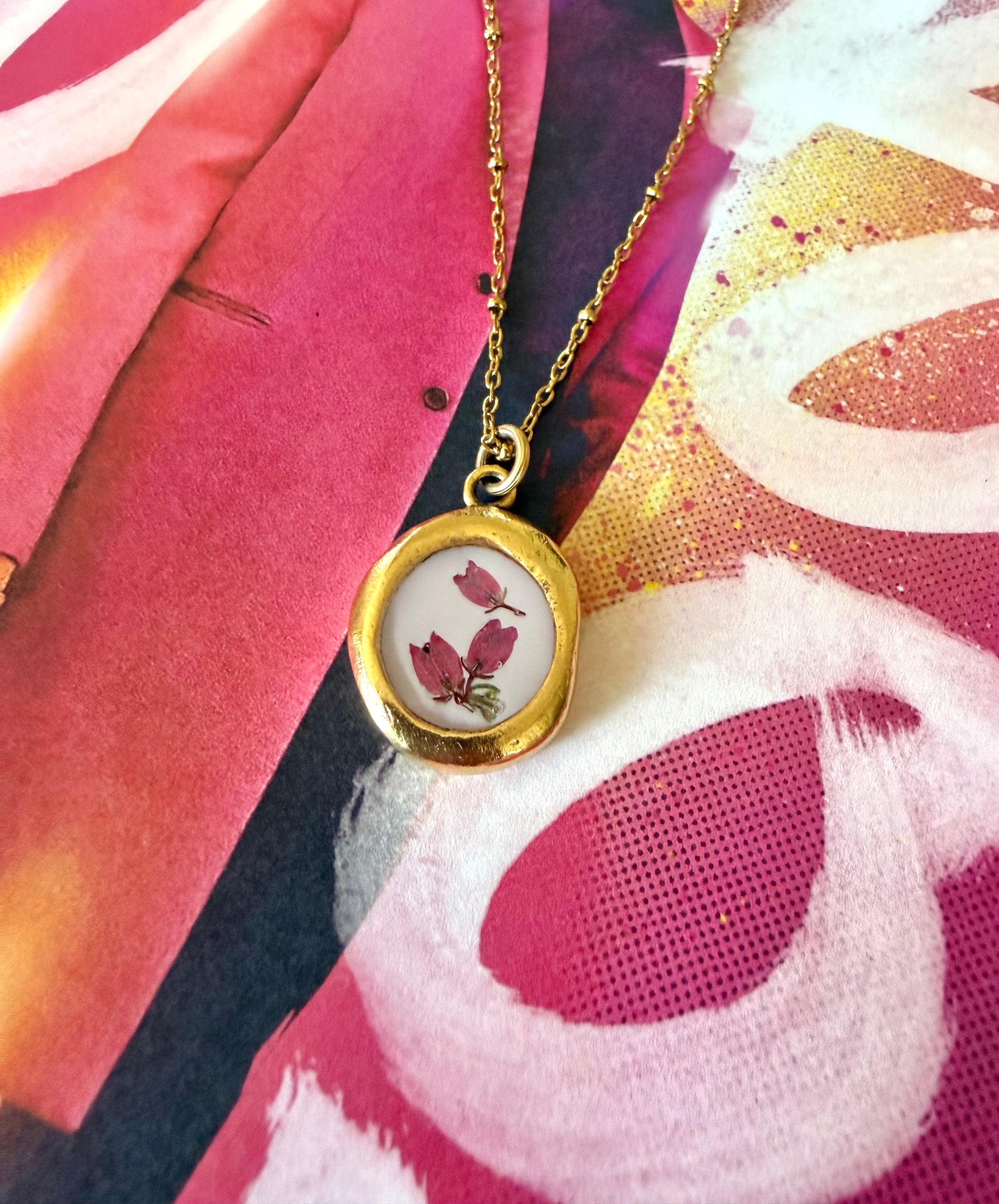 Floral Crest Necklace